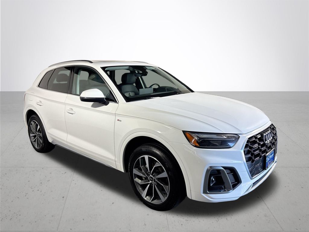 2022 Audi Q5 45 S line Premium