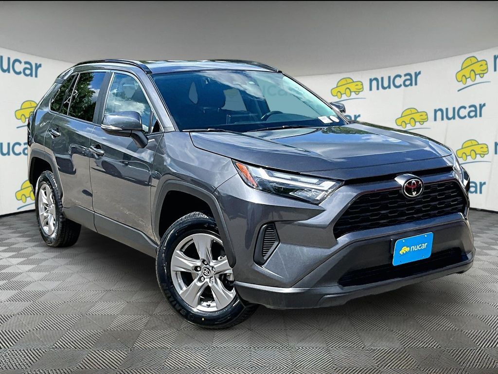 2024 Toyota RAV4 — photo 1