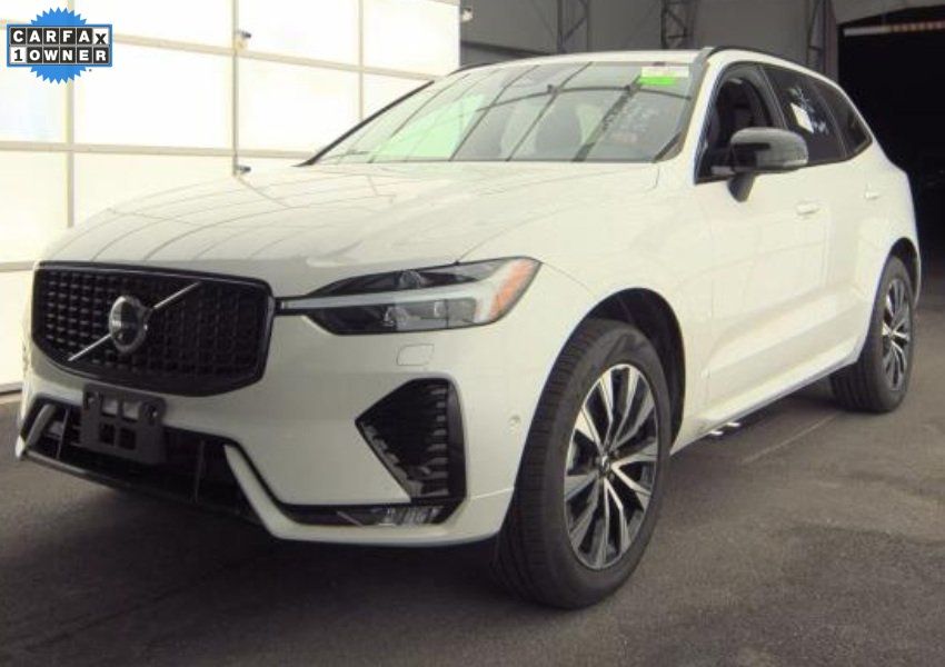 2025 Volvo XC60 B5 Plus Dark Theme AWD