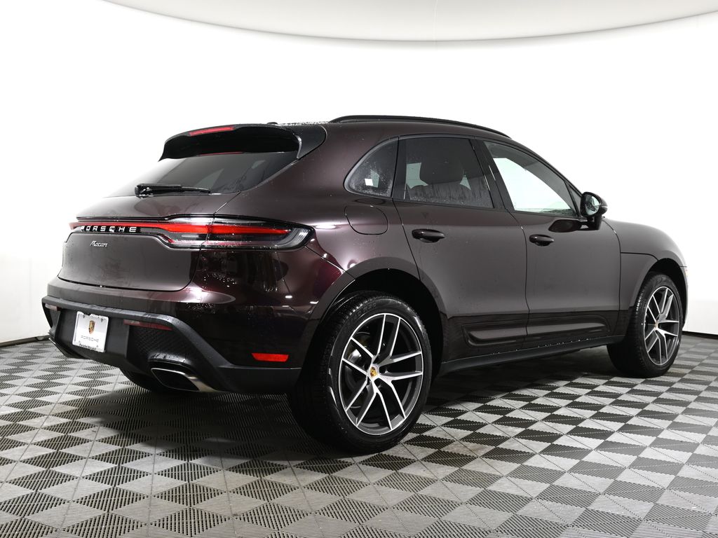 2024 Porsche Macan  7