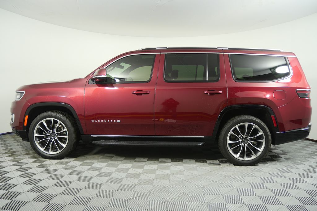 Thumbnail: 2022 Jeep Wagoneer - 6