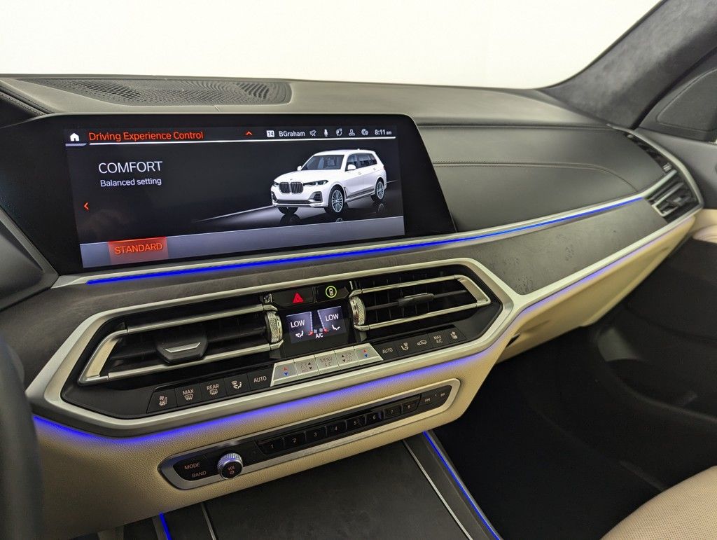 2022 BMW X7 xDrive40i photo