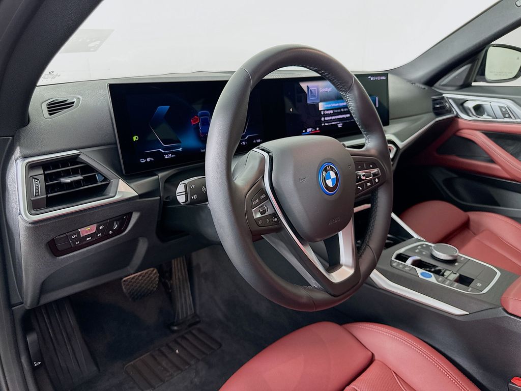 Thumbnail: 2023 BMW i4 - 9