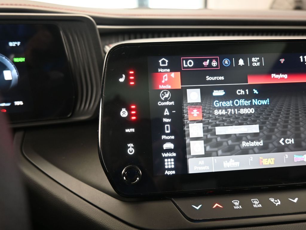 Used 2025 Header Orange Clearcoat Dodge R/T image 28