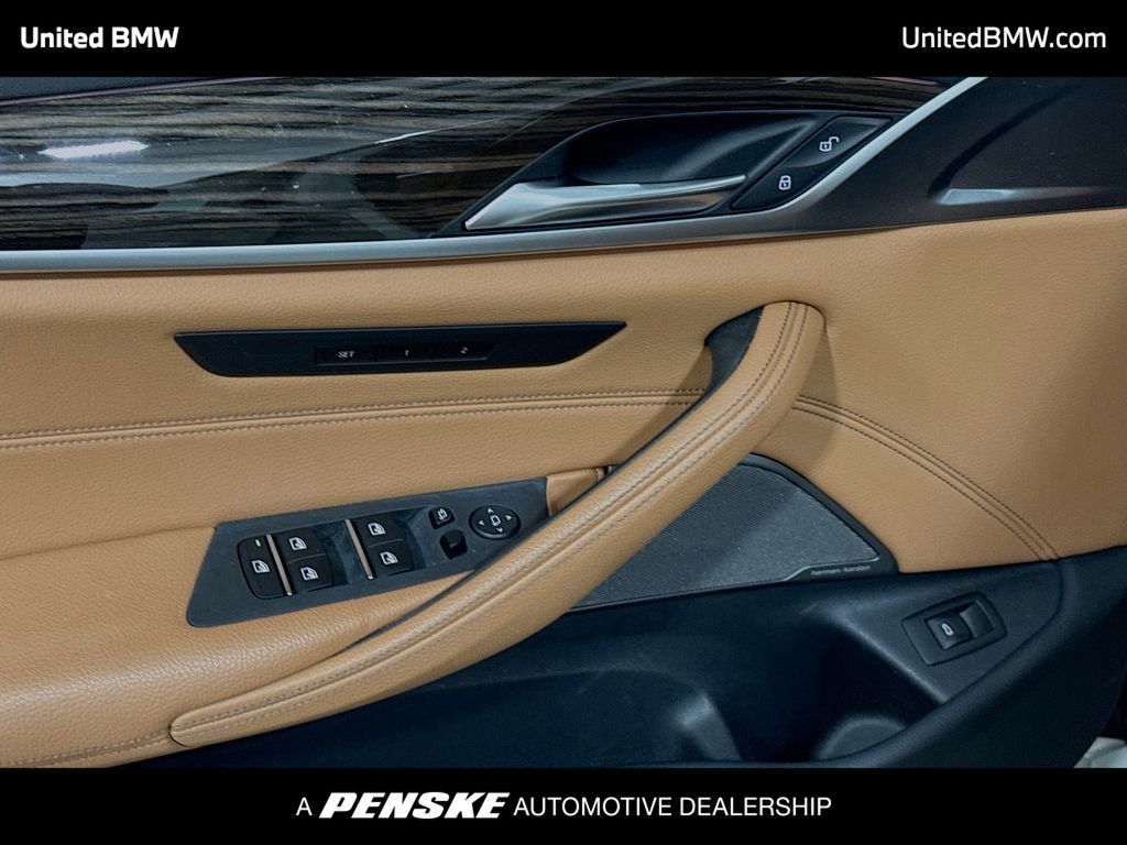 Thumbnail: 2020 BMW 5 Series - 3