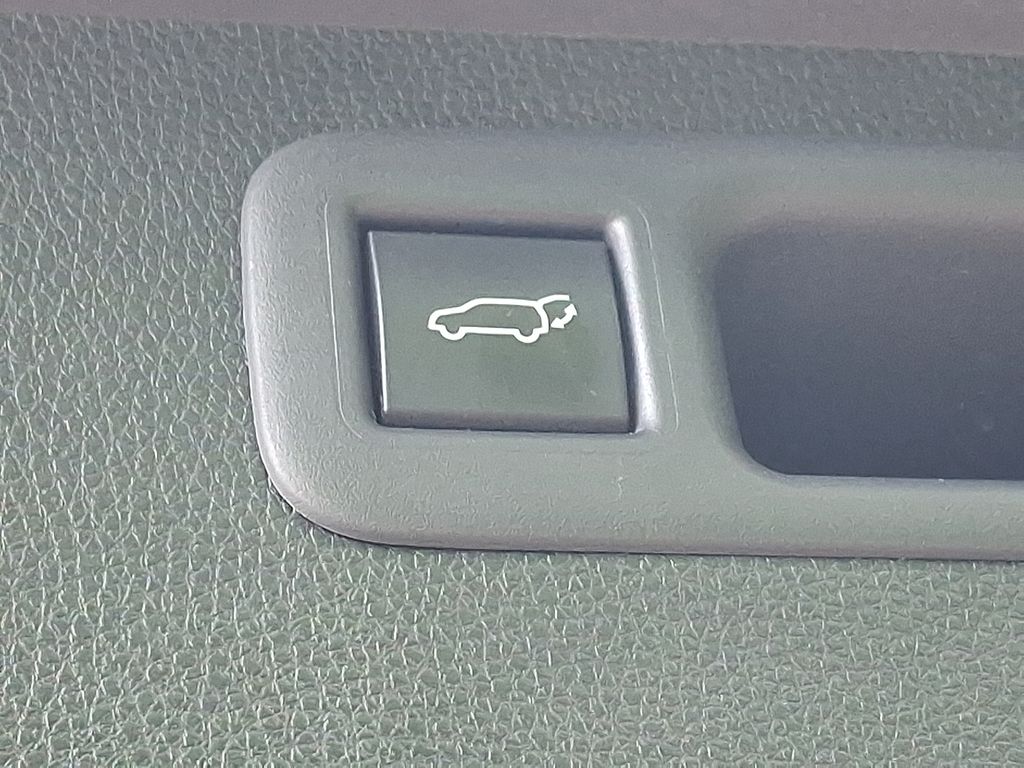 2020 Toyota Highlander Platinum 30