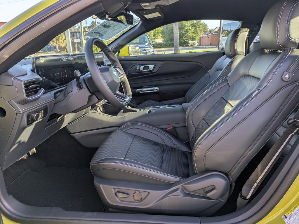 2025 Ford Mustang EcoBoost Premium Fastback