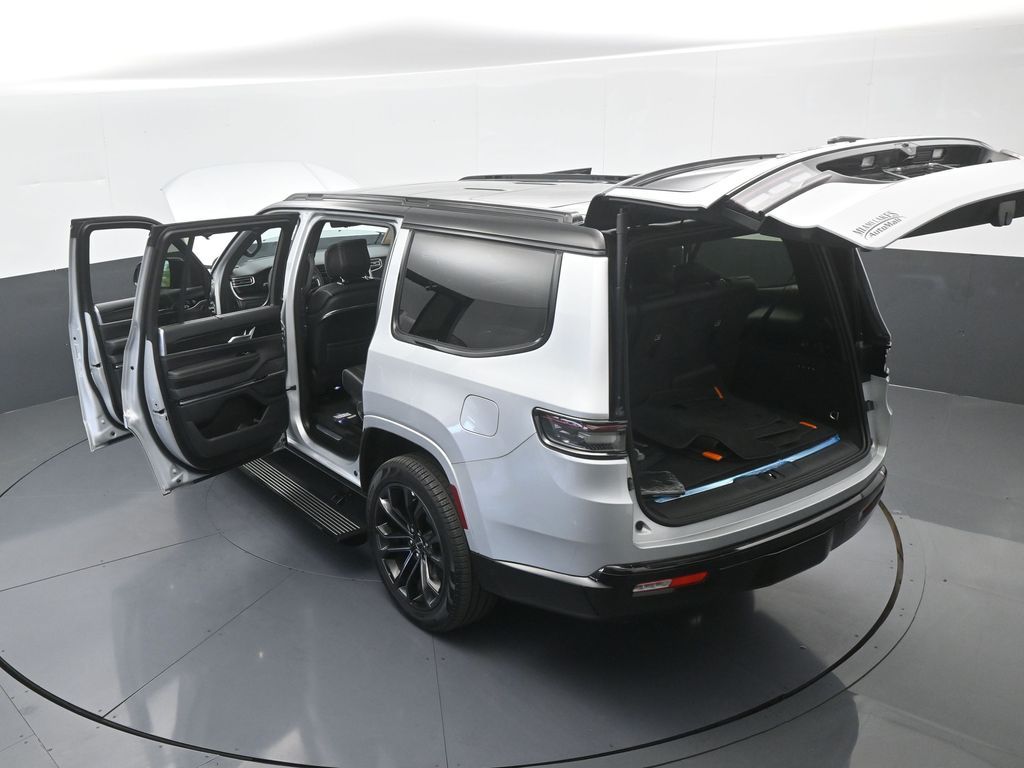 Used 2024 Silver Zynith Jeep Series II image 30