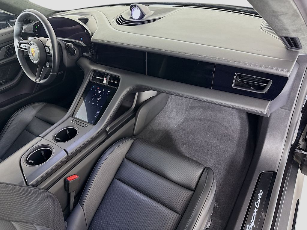 Thumbnail: 2020 Porsche Taycan - 18