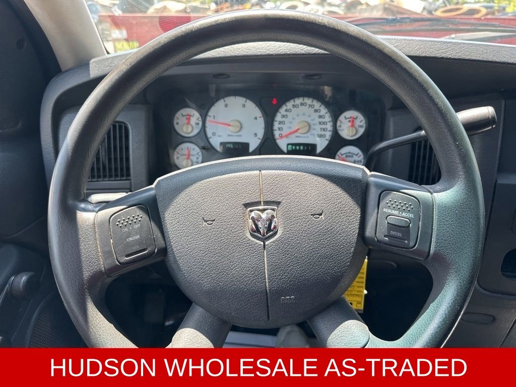 2005 Mineral Gray Metallic Clearcoat Dodge Ram 2500 ST RWD Truck