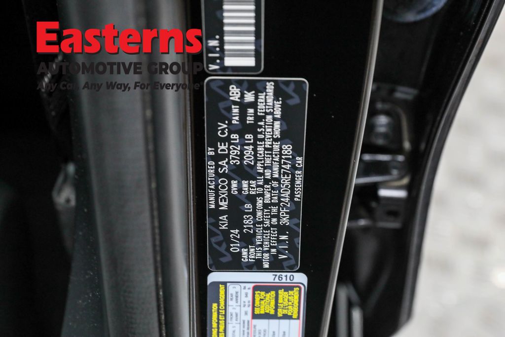 Used 2024 Black Kia LXS image 33