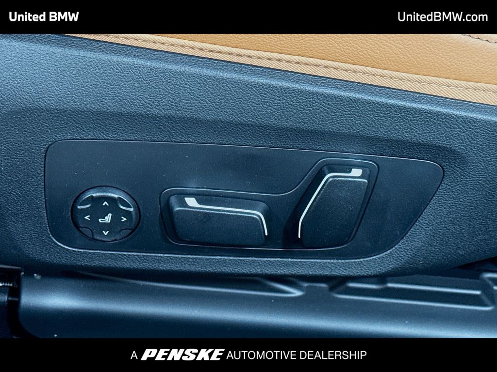 Thumbnail: 2026 BMW 4 Series - 4