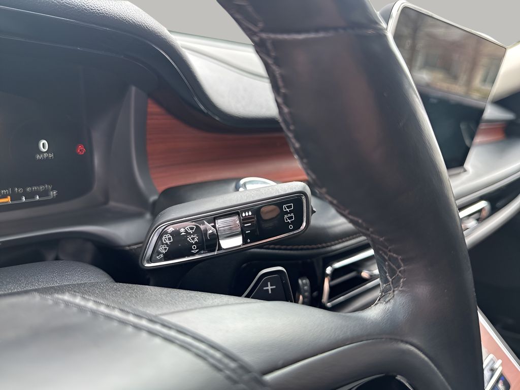 Used Car 2022 Lincoln Aviator  Reserve For Sale Under $40,000 In Austin, Texas