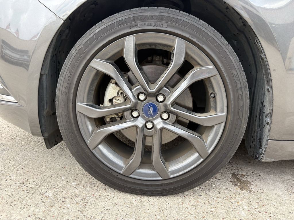 2018 Ford Fusion SE Gray at Community Honda