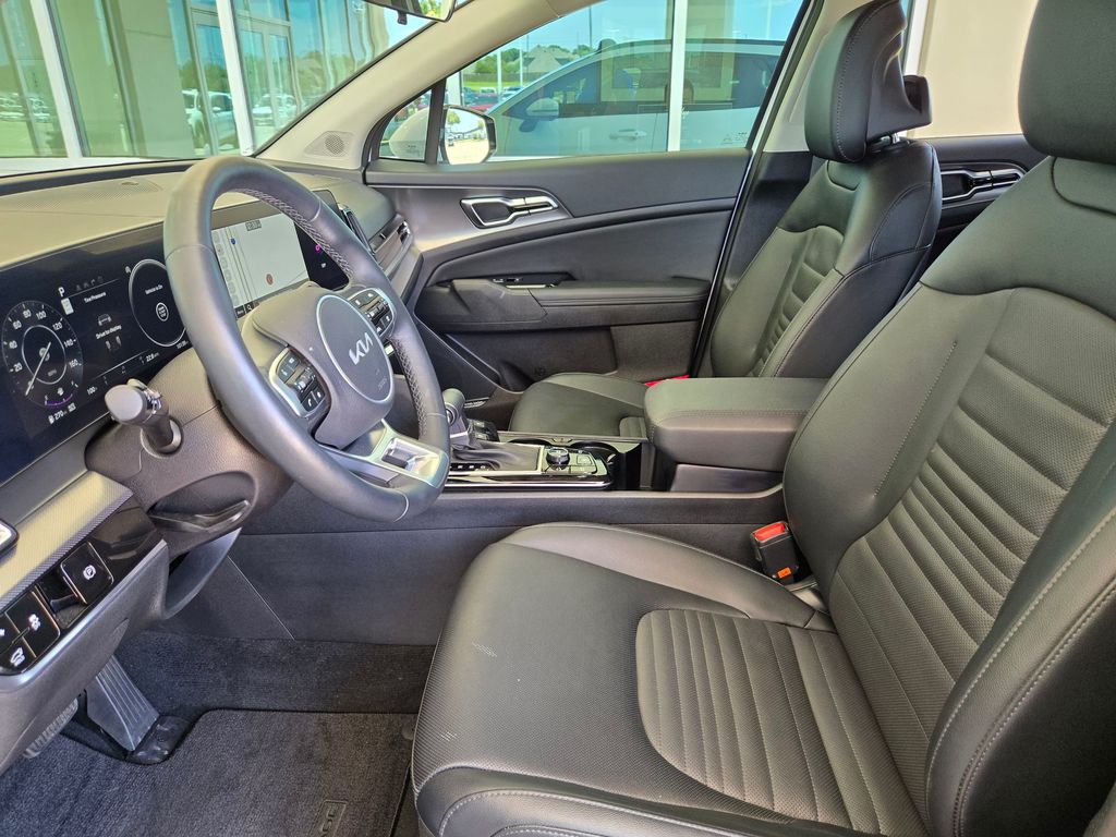 Used 2025 Kia Sportage SUV