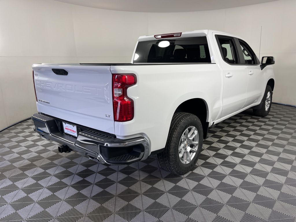 Thumbnail: 2026 Chevrolet Silverado 1500 - 5