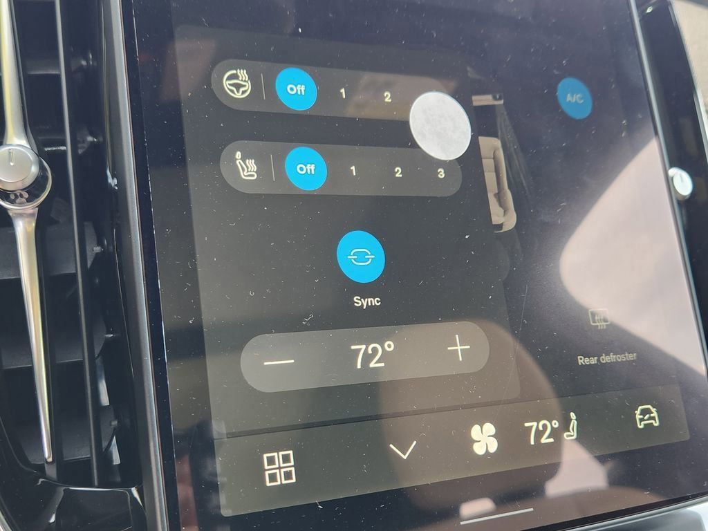 2026 Volvo XC90 Plus - Photo 16