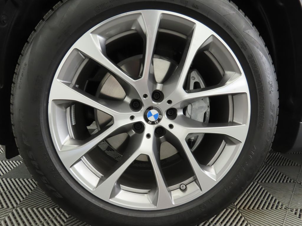 Thumbnail: 2025 BMW X5 - 30