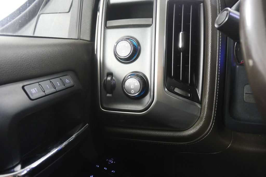 2017 Chevrolet Silverado 1500 LTZ 20