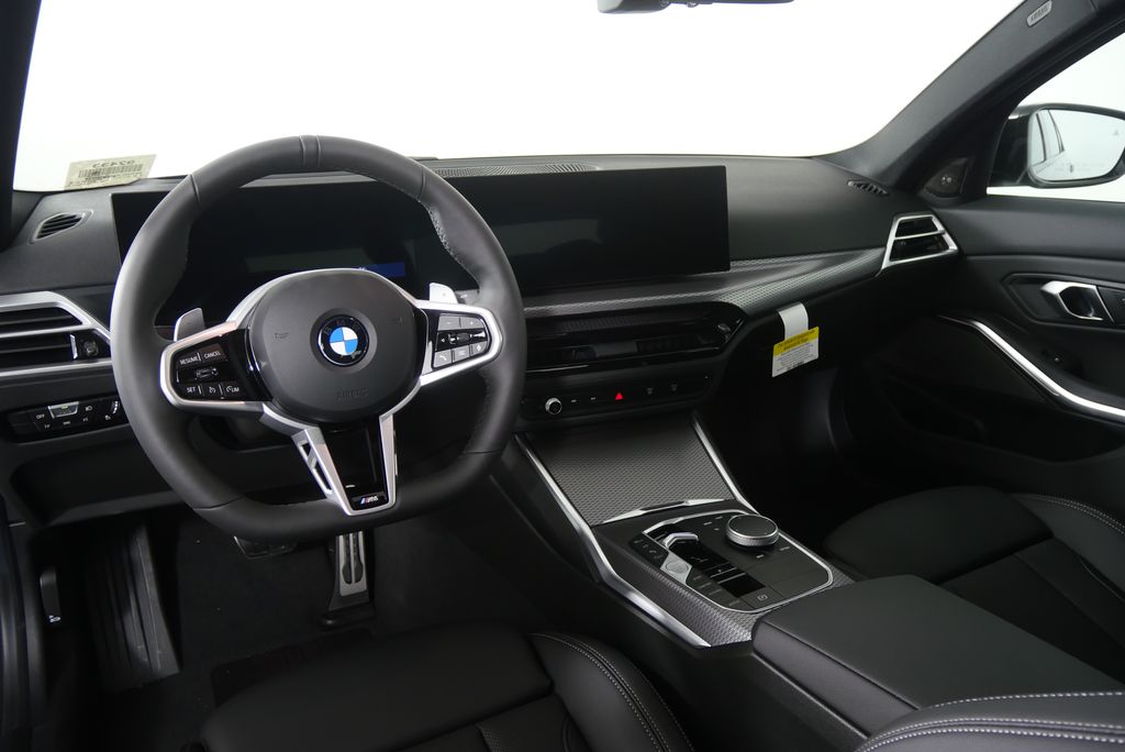 Thumbnail: 2026 BMW 3 Series - 16