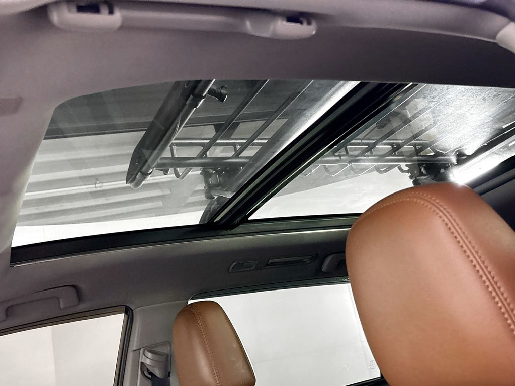 2019 Toyota Highlander Limited Platinum