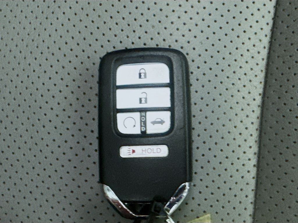 Used Car 2018 Honda Accord  Ex-l For Sale Under $15,000 In Austin, Texas