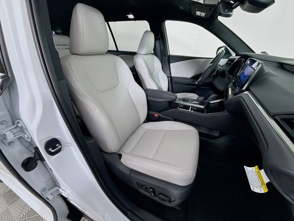 Thumbnail: 2026 Lexus TX - 29