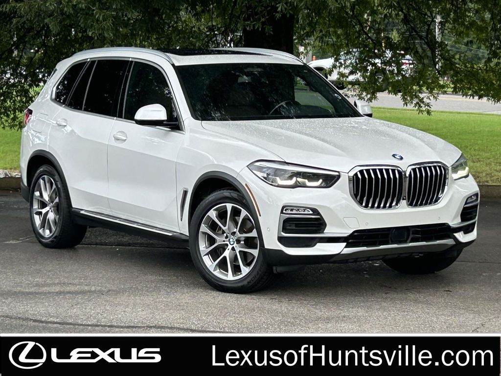White Metallic 2021 BMW X5 SUV / Crossover All-Wheel Drive 8-Speed Automatic