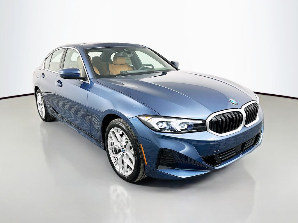 Thumbnail: 2026 BMW 3 Series - 3