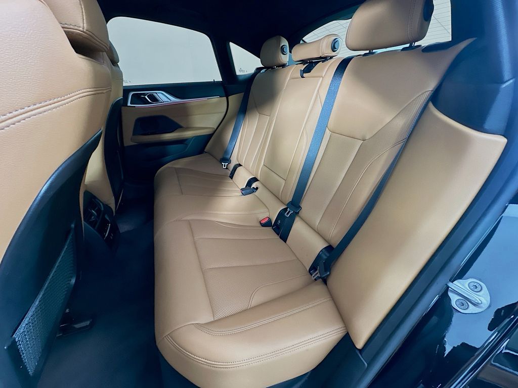 Thumbnail: 2023 BMW i4 - 25