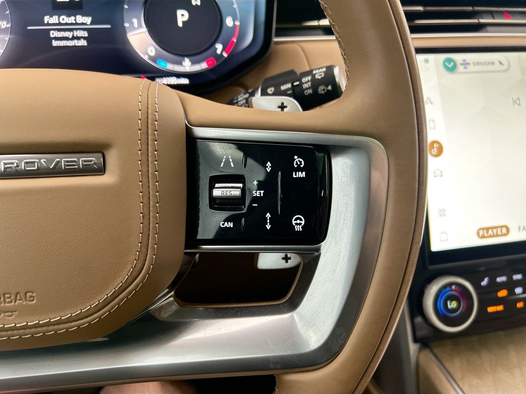 Thumbnail: 2023 Land Rover Range Rover - 12