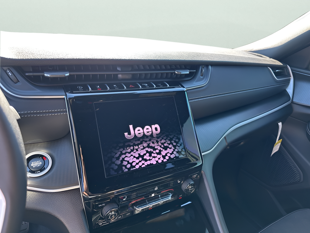 New Car 2025 Jeep Grand Cherokee  For Sale Under $40,000 In Austin, Texas