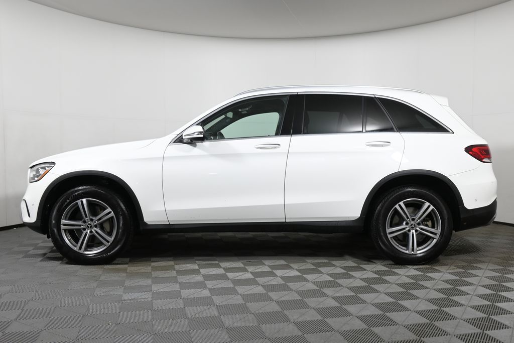 2021 Mercedes-Benz GLC 300 2