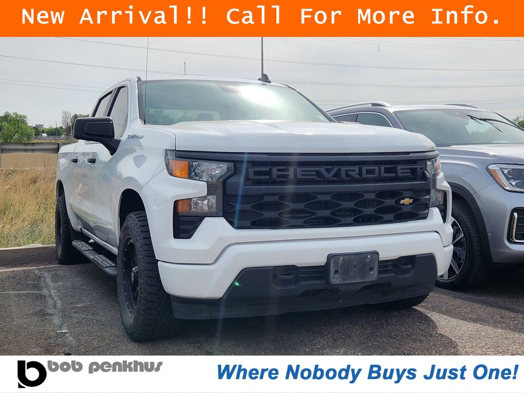 2022 Chevrolet Silverado 1500 Custom 4X4 Crew Cab Short Box's photo