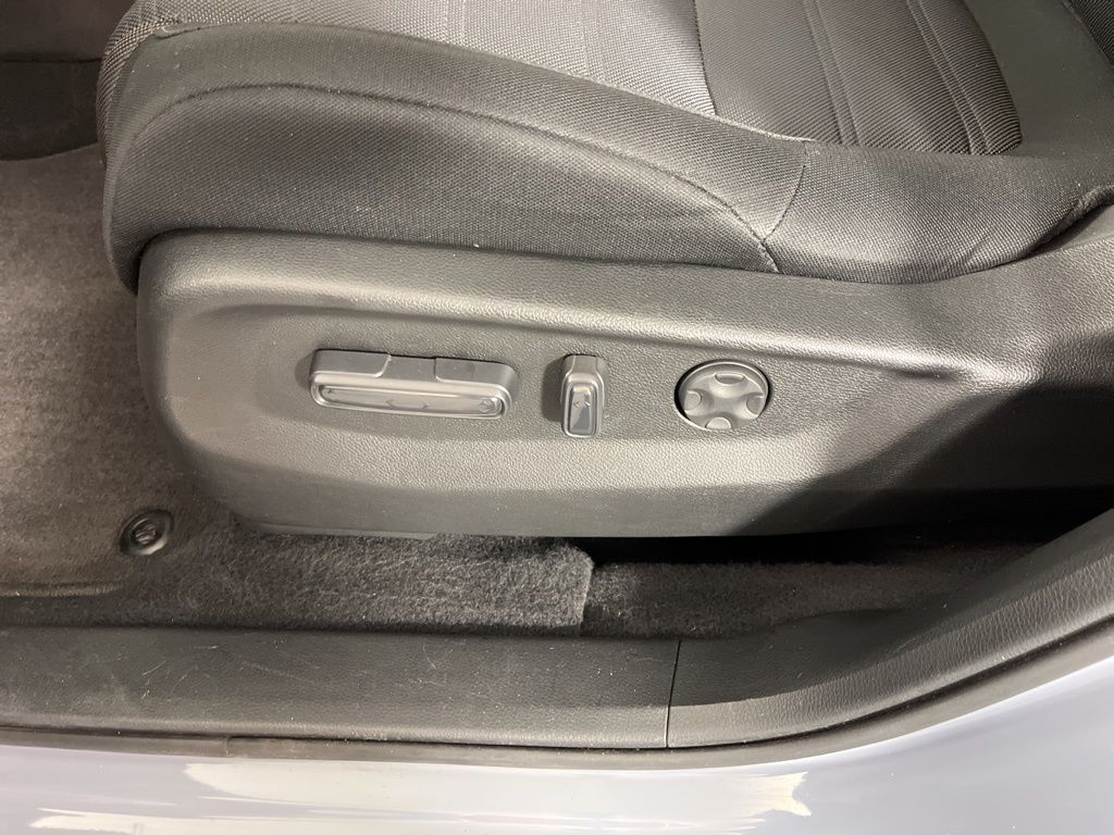 Thumbnail: 2021 Honda CR-V - 25