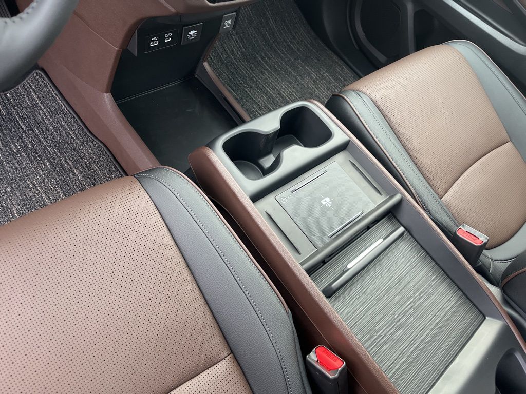 Thumbnail: 2026 Honda Odyssey - 12