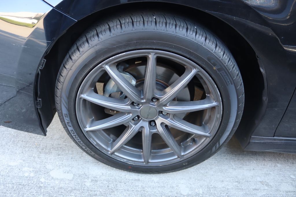 Thumbnail: 2021 Toyota Camry - 4