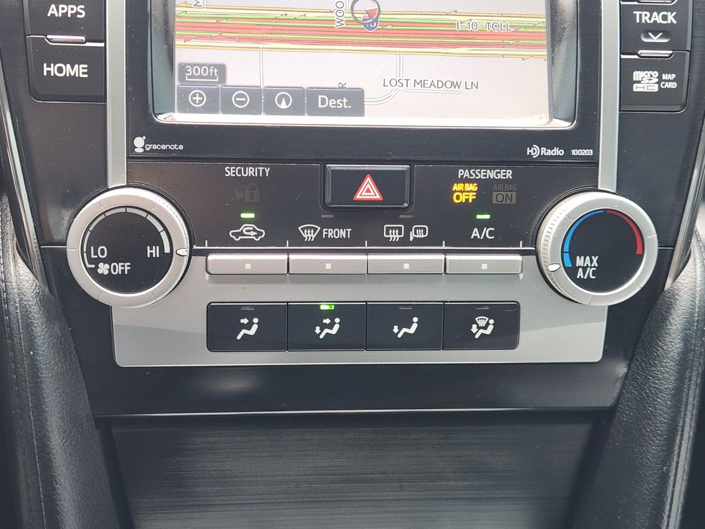 2014 Toyota Camry SE White at Gullo Toyota
