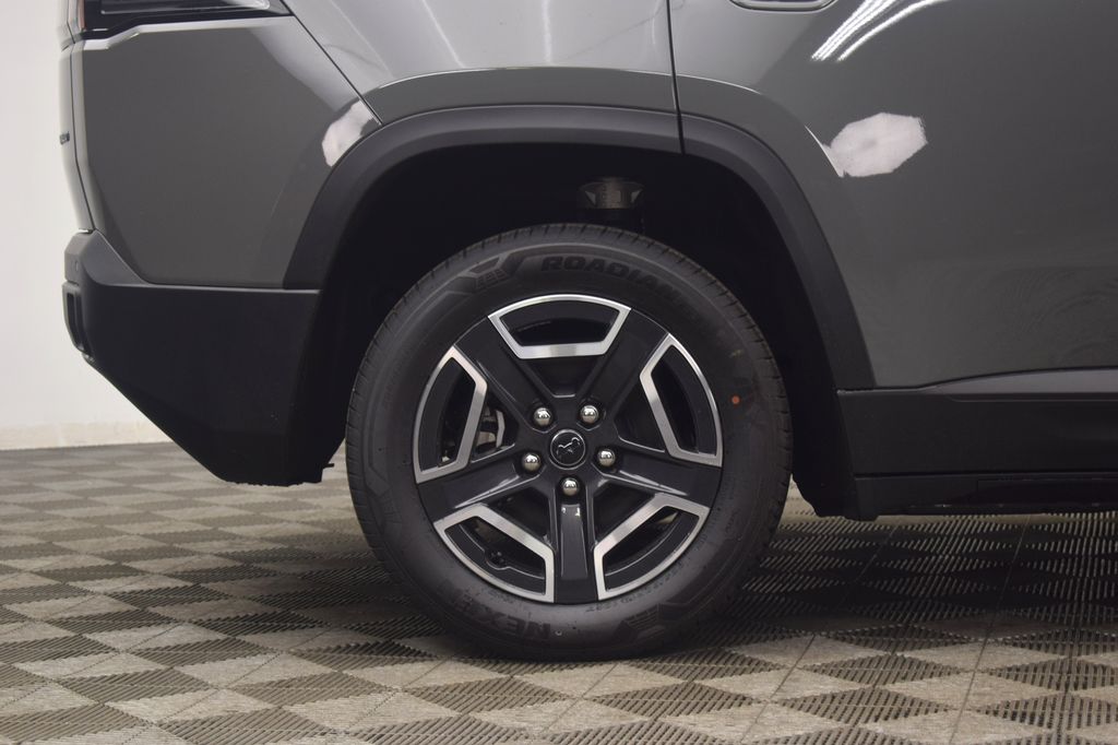 new 2026 Jeep Cherokee car, priced at $32,878