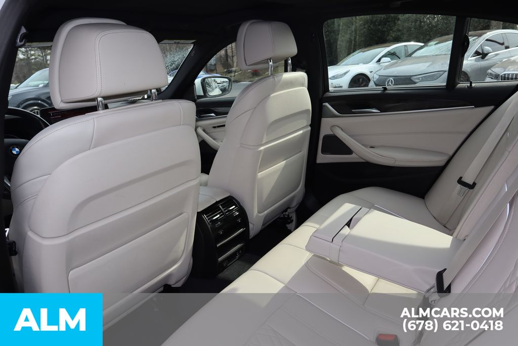 Used 2023 White BMW 540i xDrive image 21