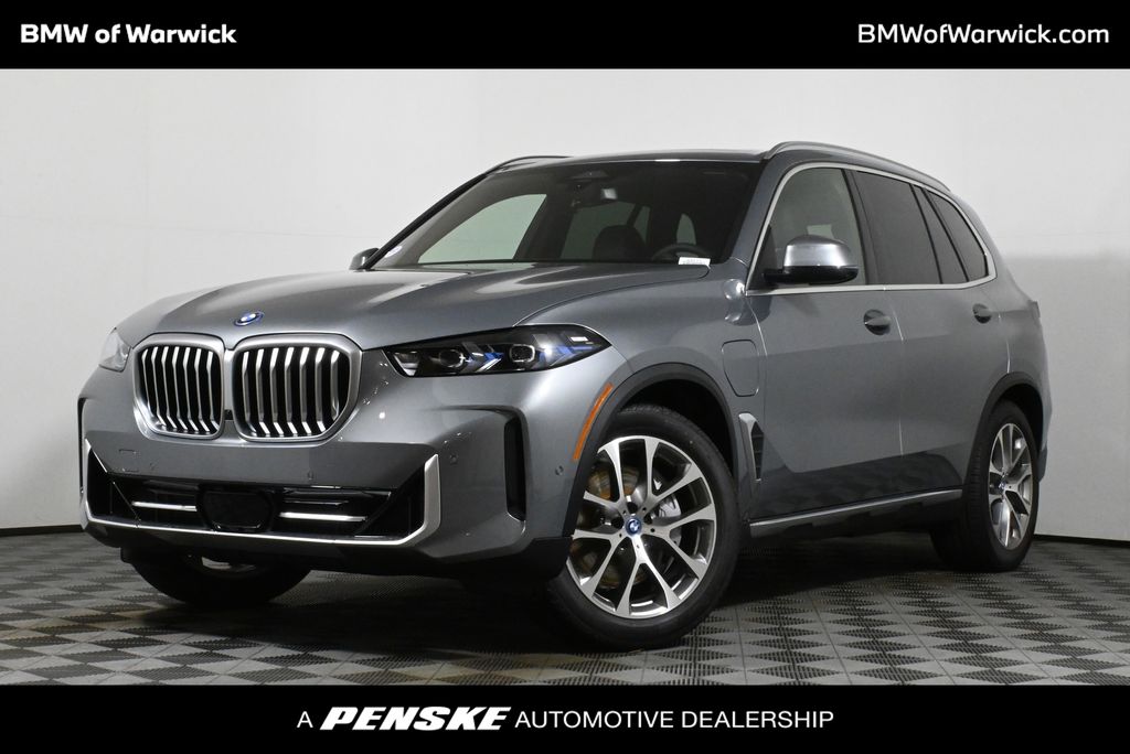 2025 BMW X5 xDrive50e Hero Image