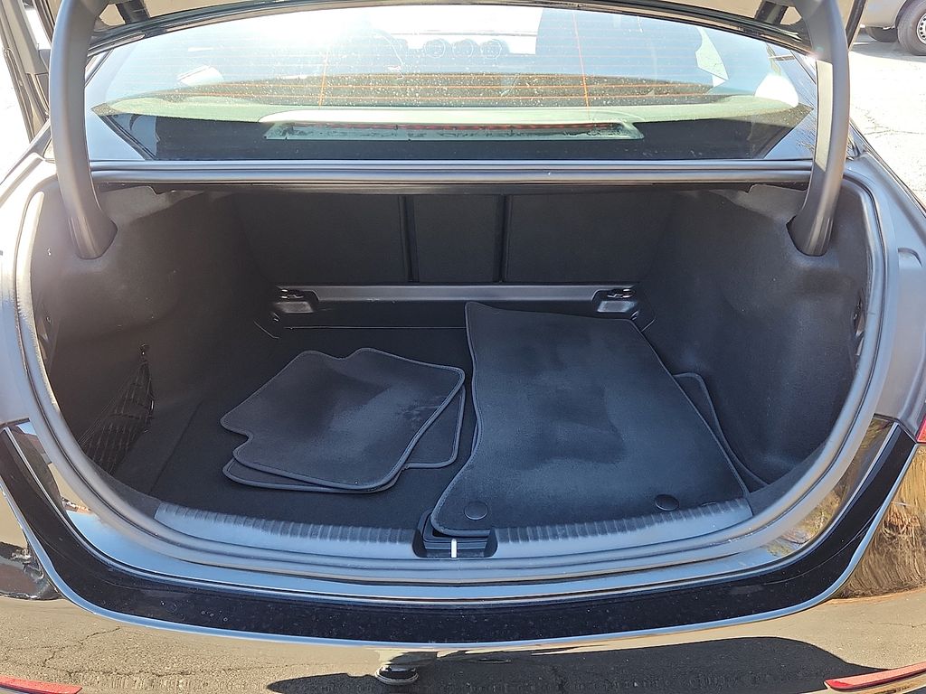 Thumbnail: 2023 Mercedes-Benz C-Class - 27