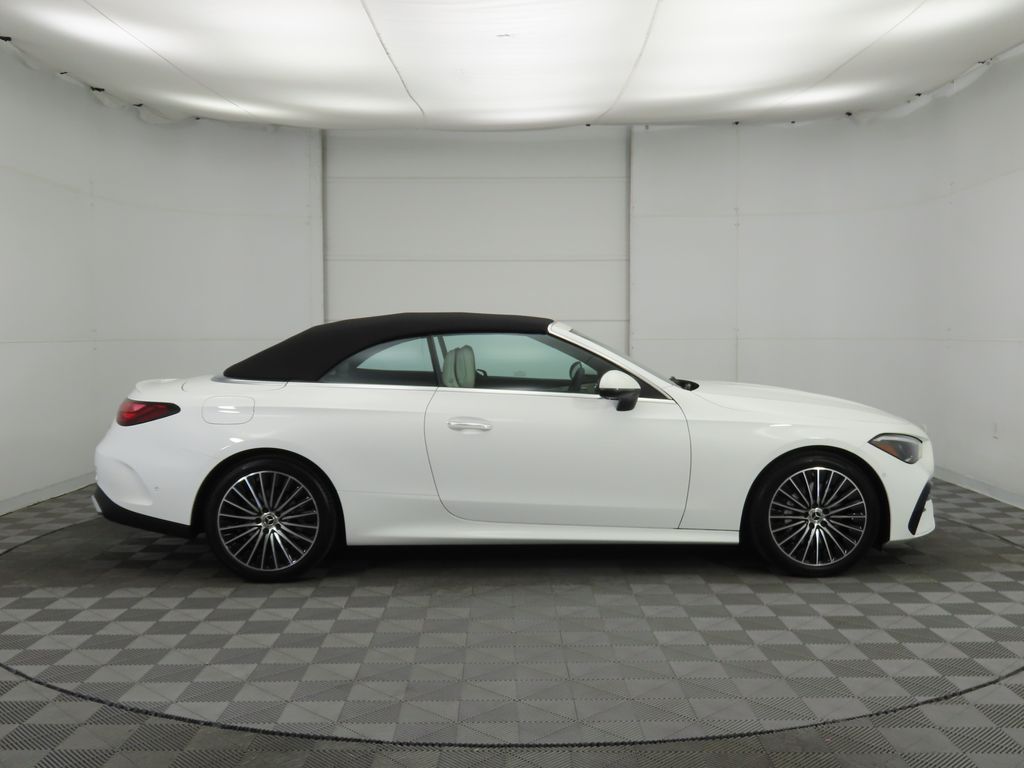2025 Mercedes-Benz CLE 300 12