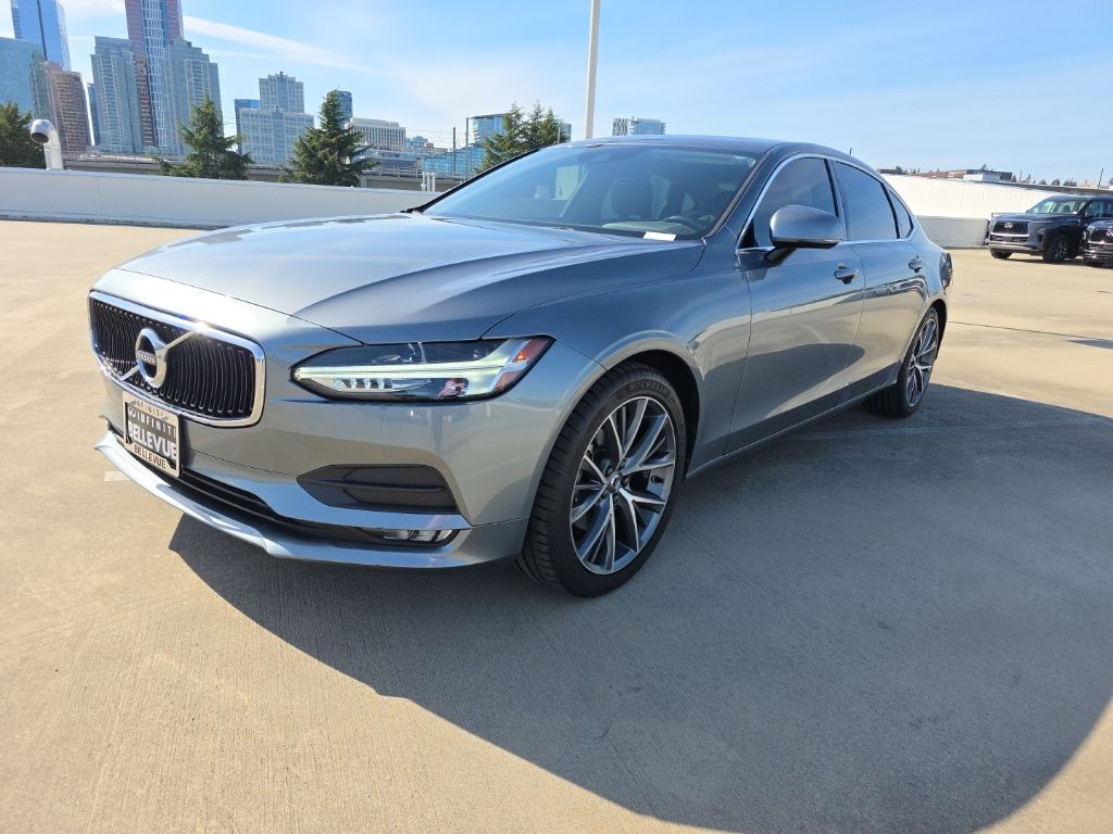 Gray Metallic 2018 Volvo S90 T5 Momentum AWD Sedan All-Wheel Drive 8-Speed Automatic