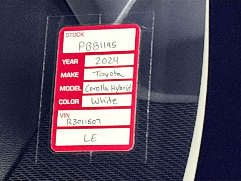2024 Toyota Corolla Hybrid LE
