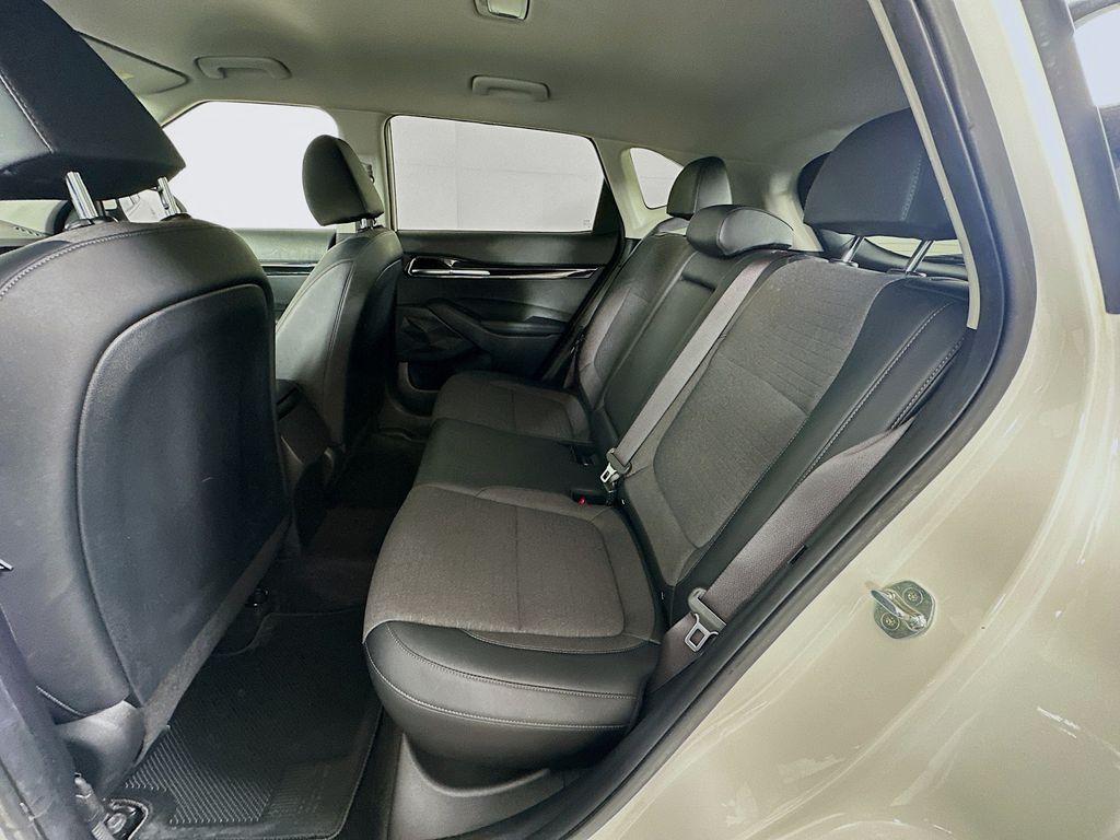 Thumbnail: 2021 Kia Seltos - 23