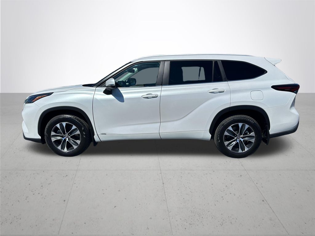 2026 Toyota Highlander Hybrid XLE