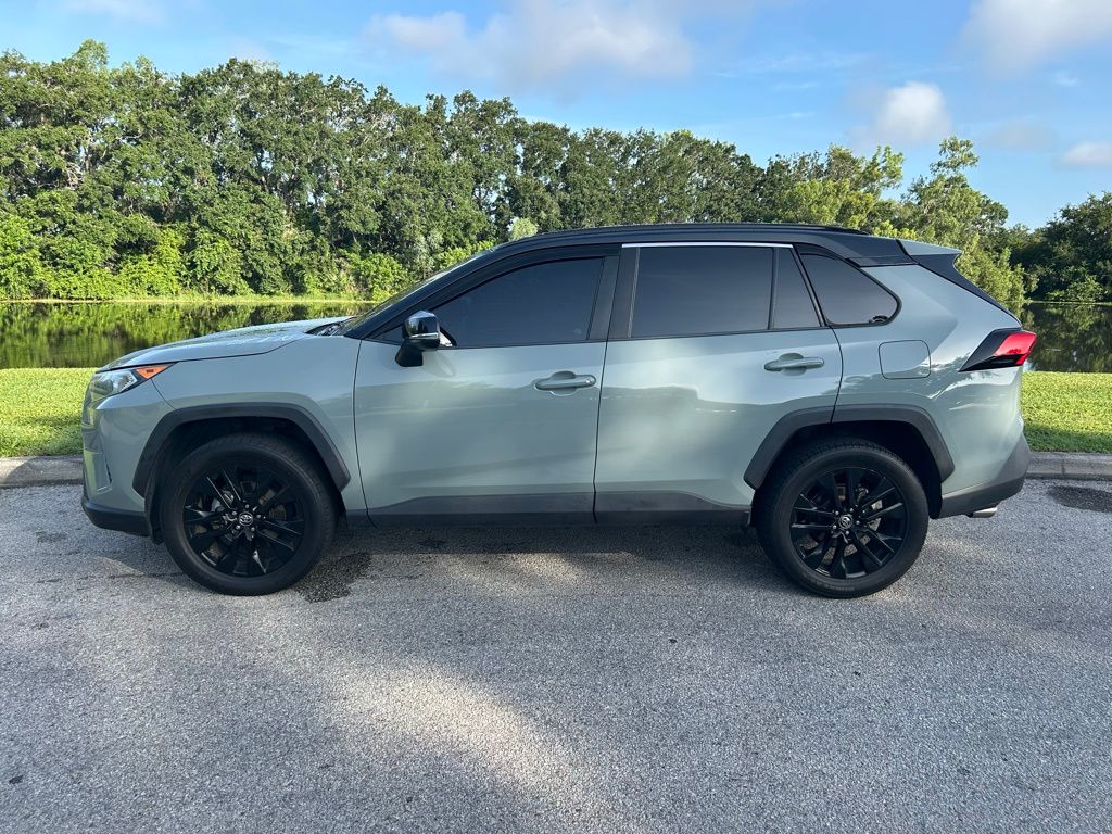 2019 Toyota RAV4 XLE Premium 2