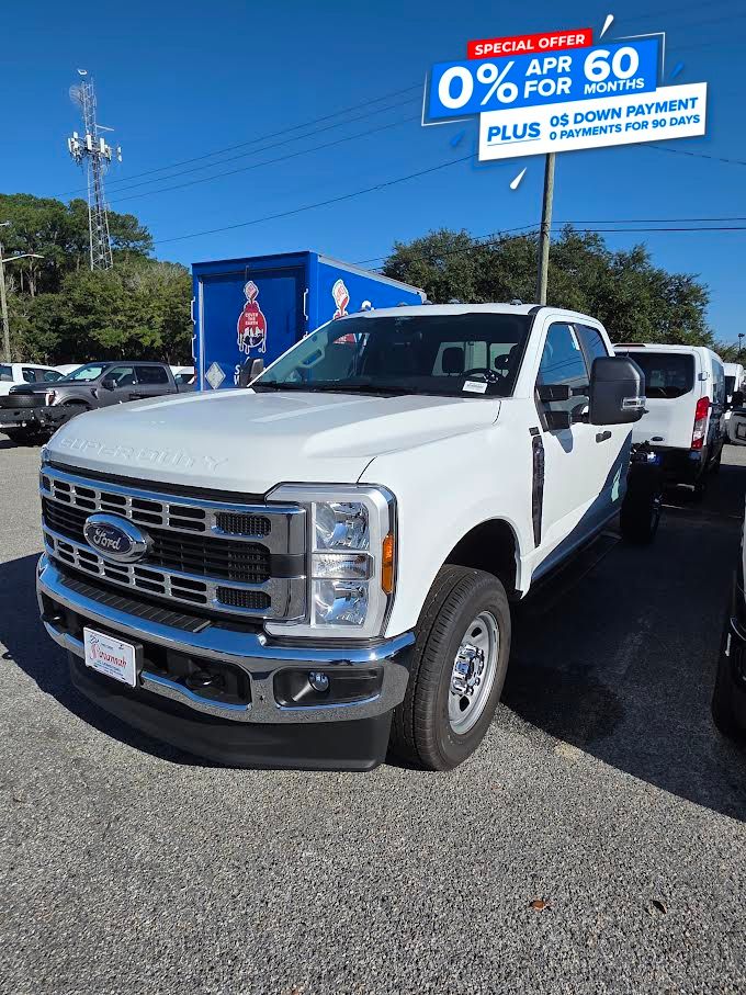 2025 Ford F-350 Chassis XL