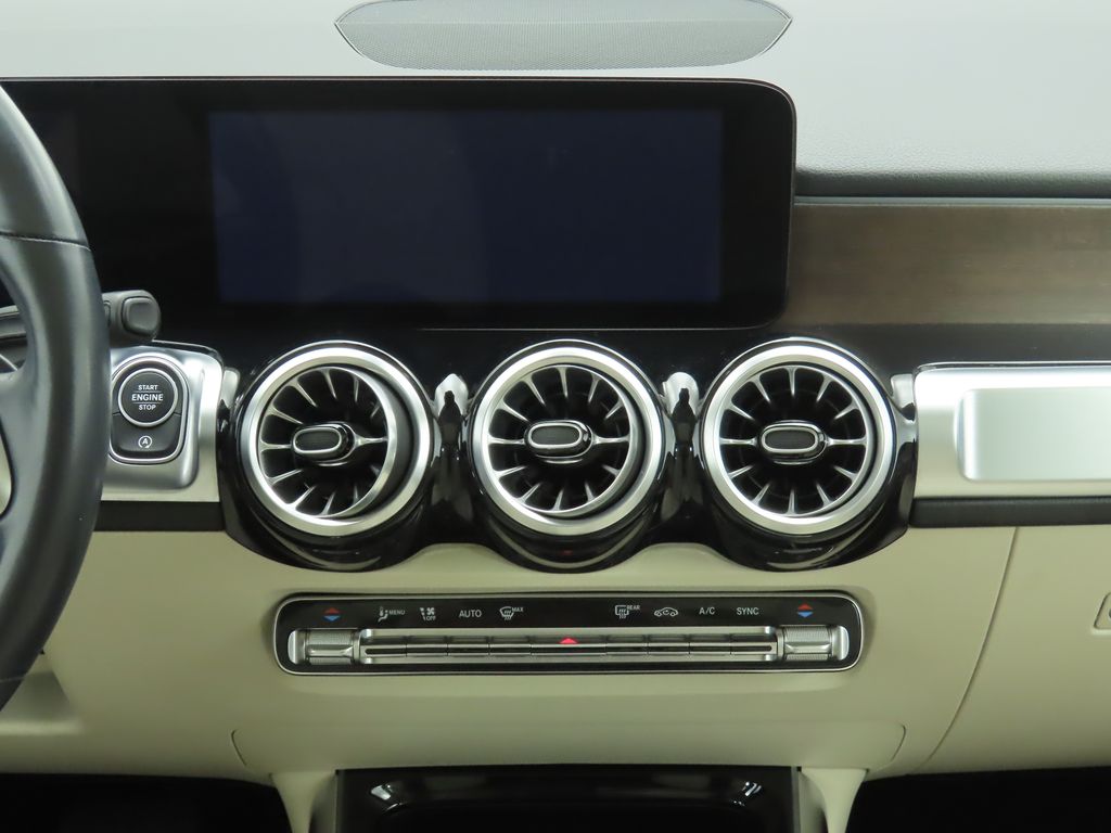 Thumbnail: 2023 Mercedes-Benz GLB - 14